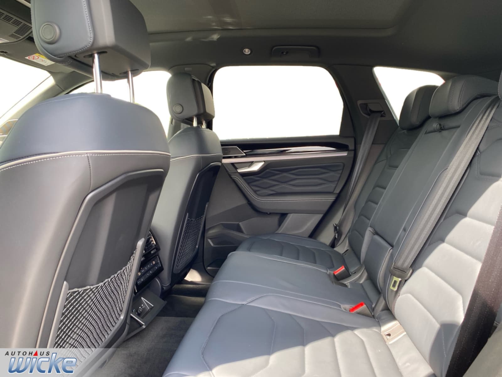 Volkswagen Touareg – Bild 12