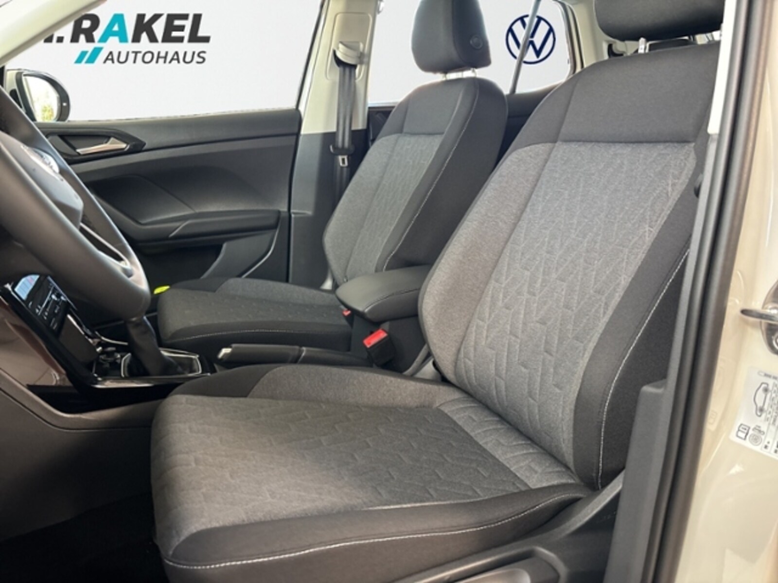 Volkswagen T-Cross – Bild 9