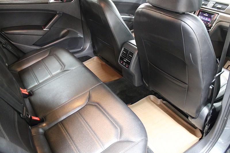 2017 Volkswagen Passat SE - Photo 19