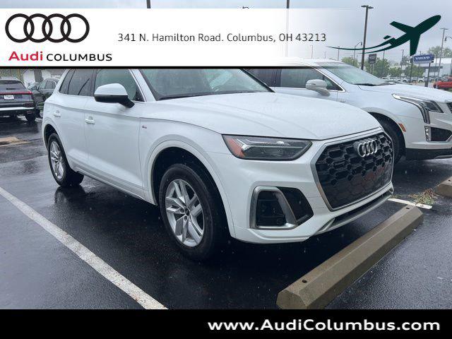 2023 Audi Q5 45 Premium's photo