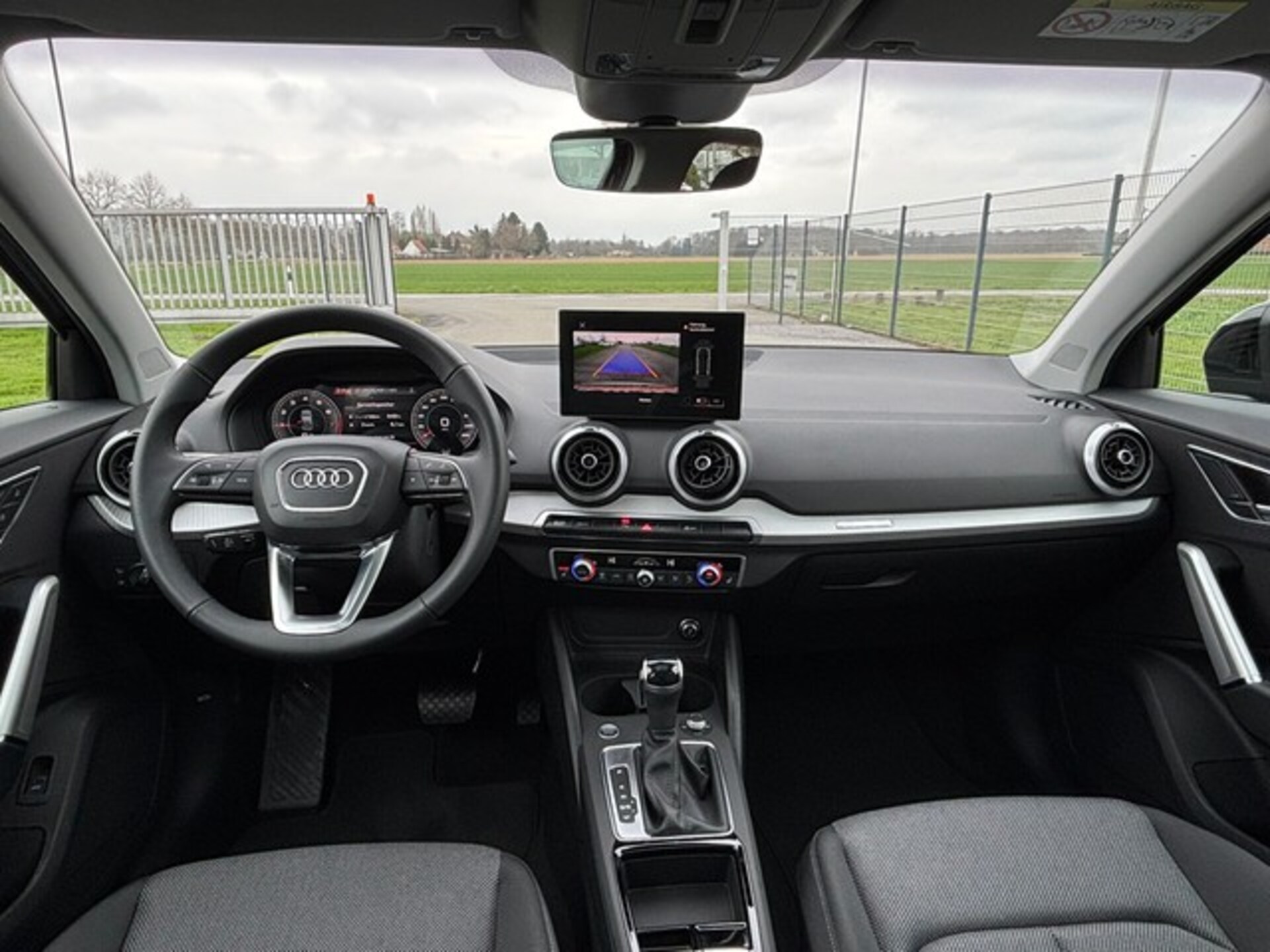 Audi Q2 S line