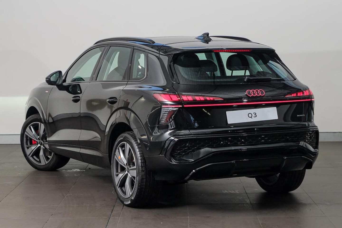 Image about Audi Q3 SUV TFSI quattro 150 kW launch edition