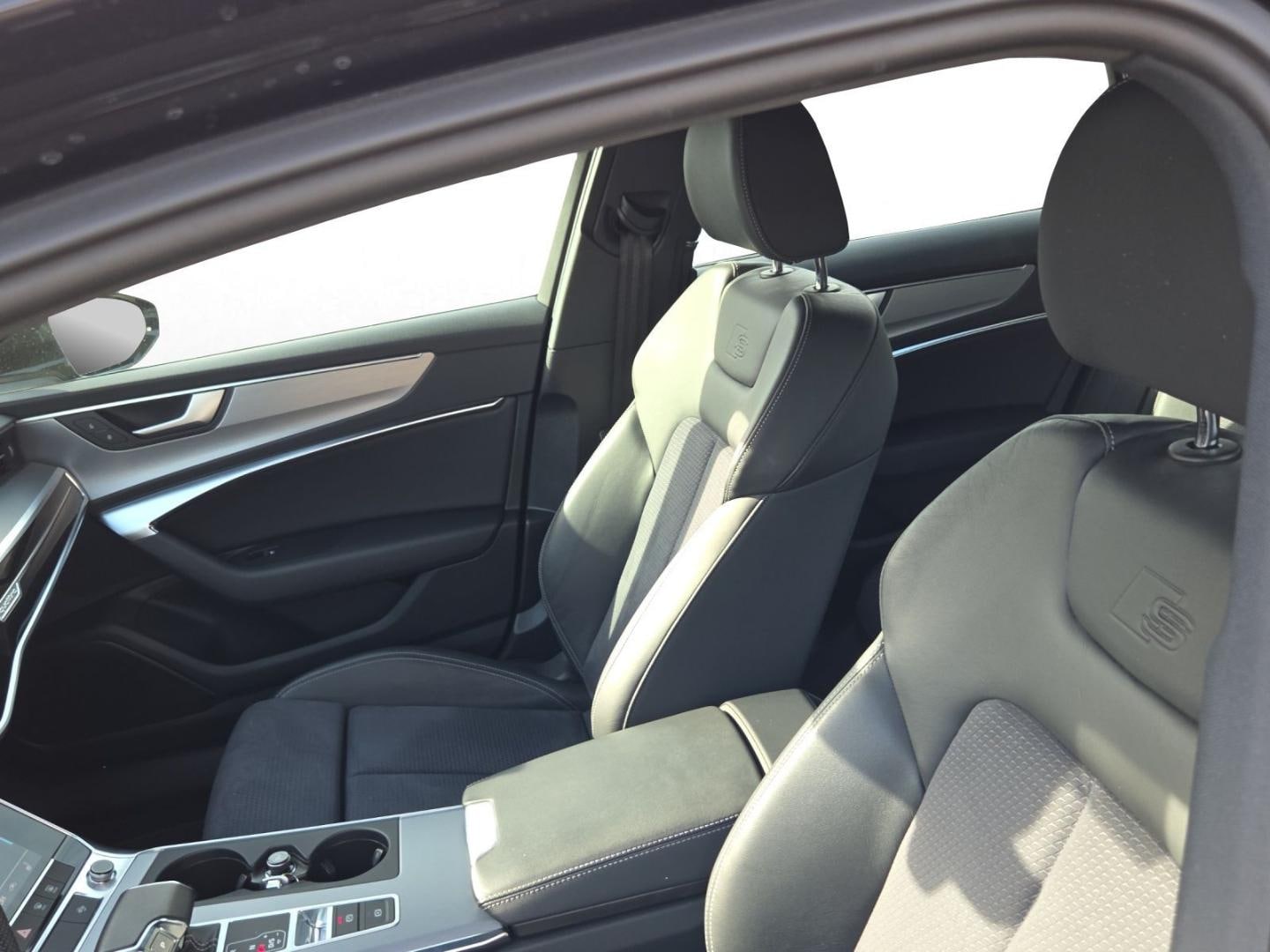 Bild über Audi A6 Avant sport 45 TFSI quattro S tronic - für weitere Informationen kontaktieren Sie den Audi Partner