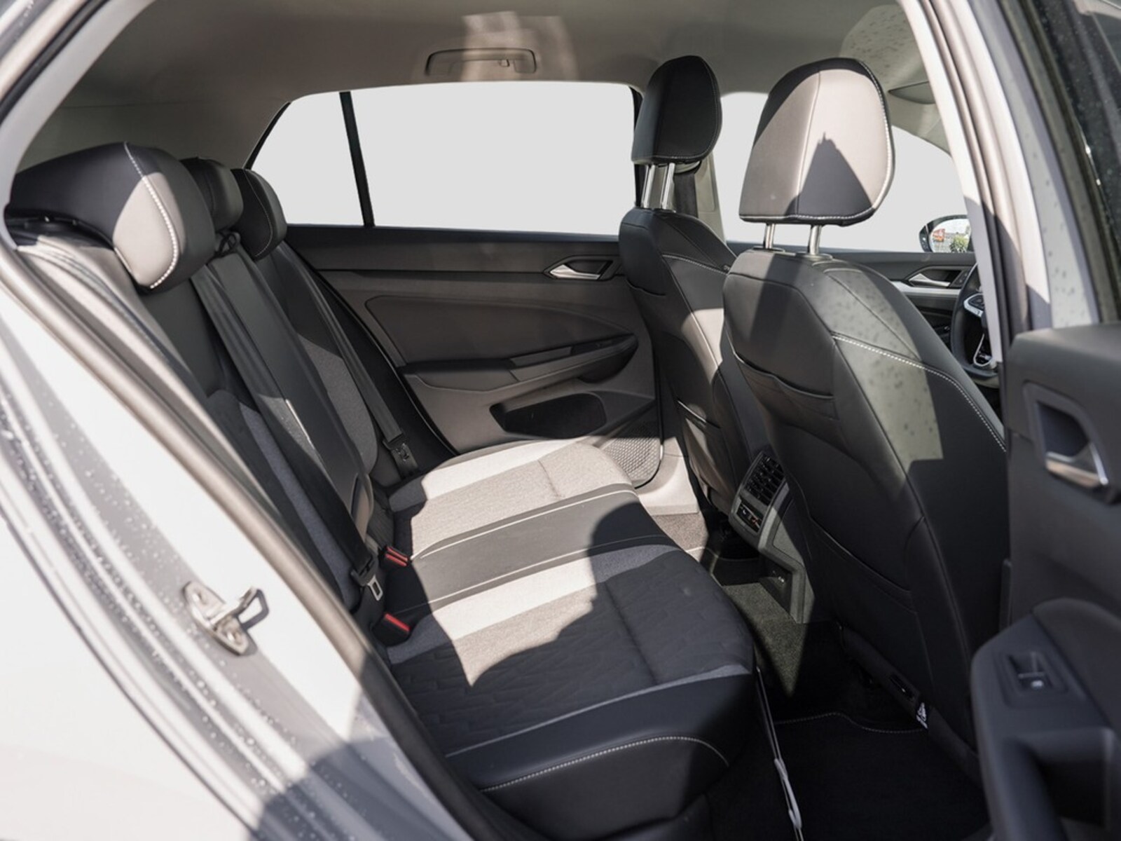 Volkswagen Golf – Bild 8