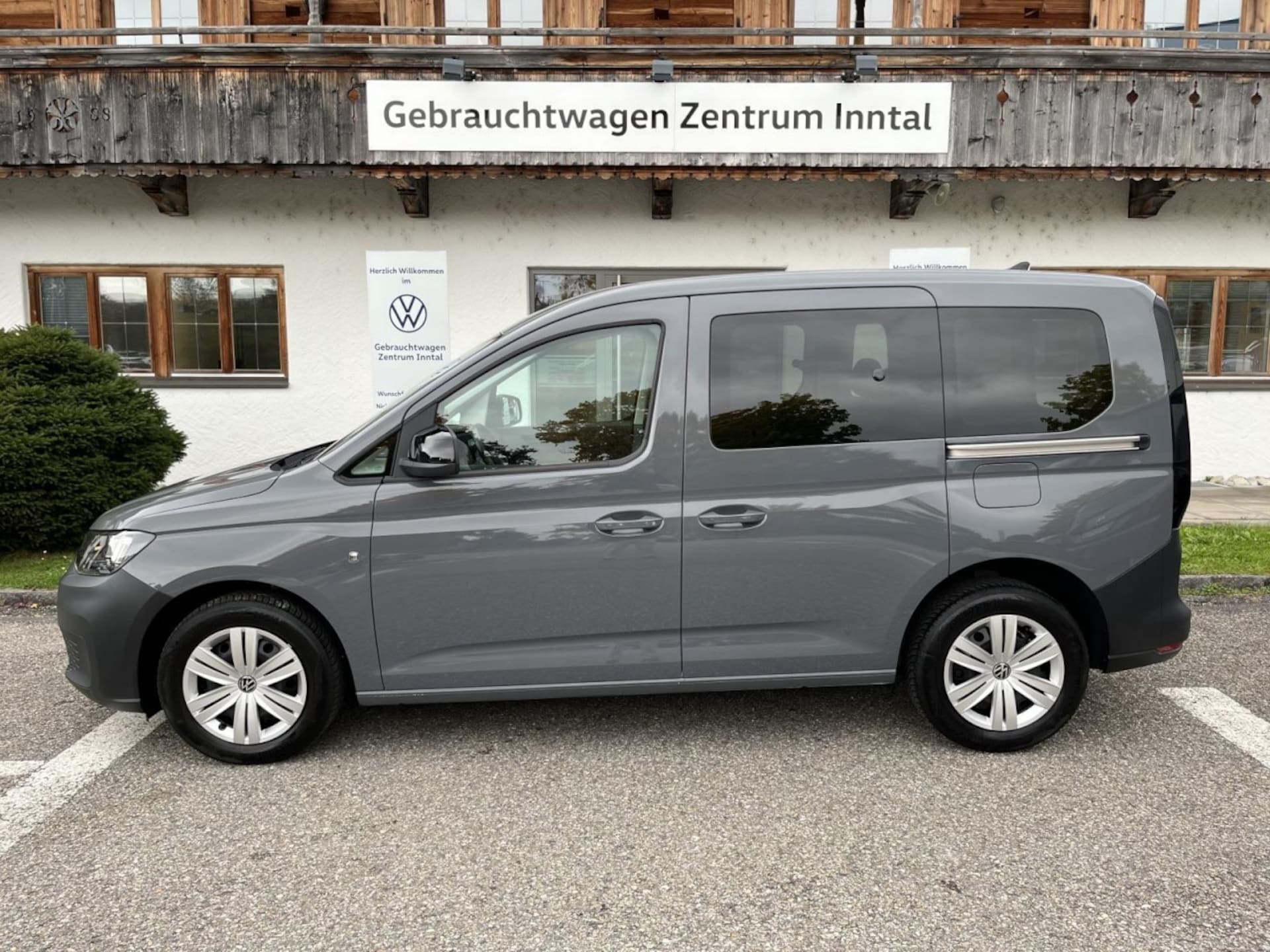 Volkswagen Caddy Basis-Modell