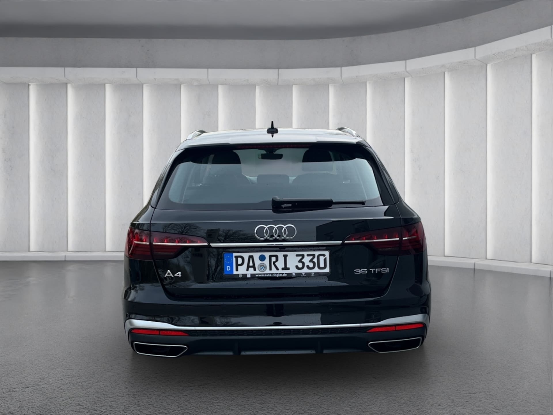 Audi A4 Avant S line