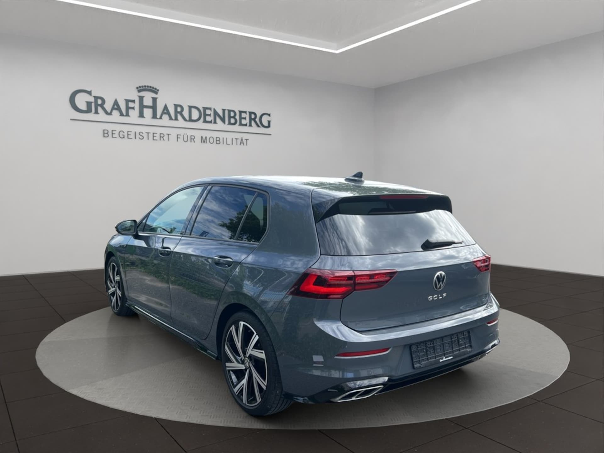 Volkswagen Golf R-Line