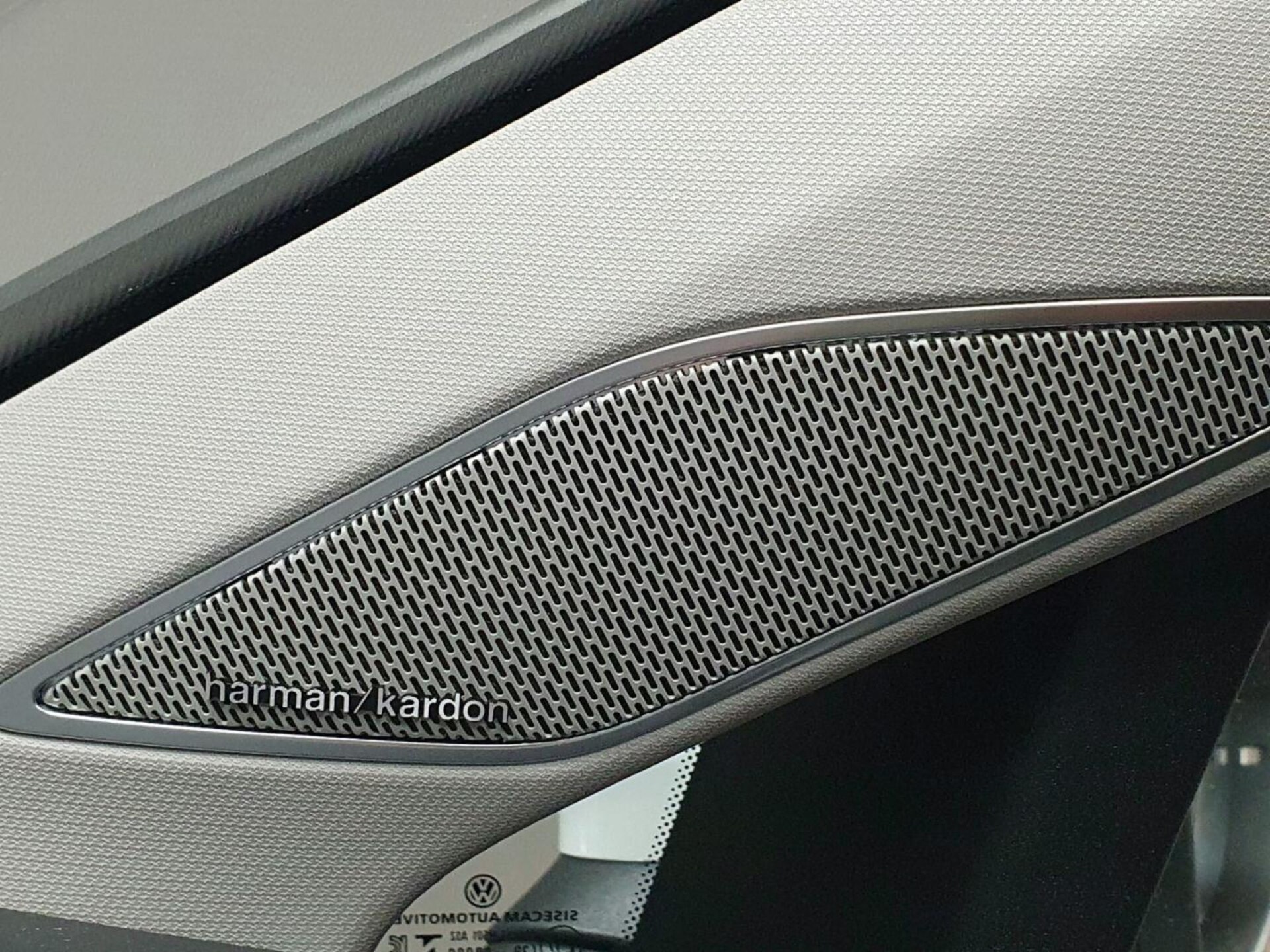 Volkswagen Golf Active