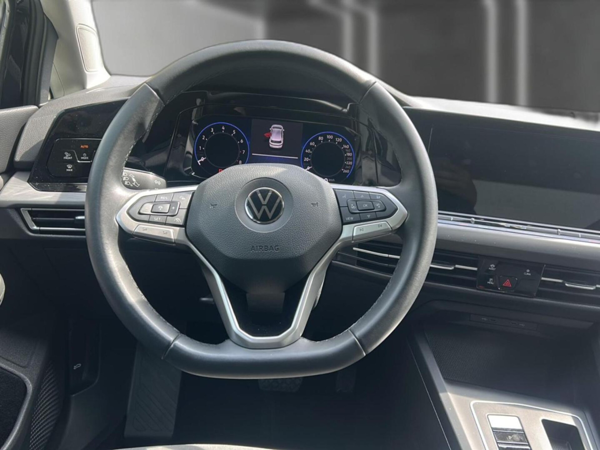 Volkswagen Golf Style
