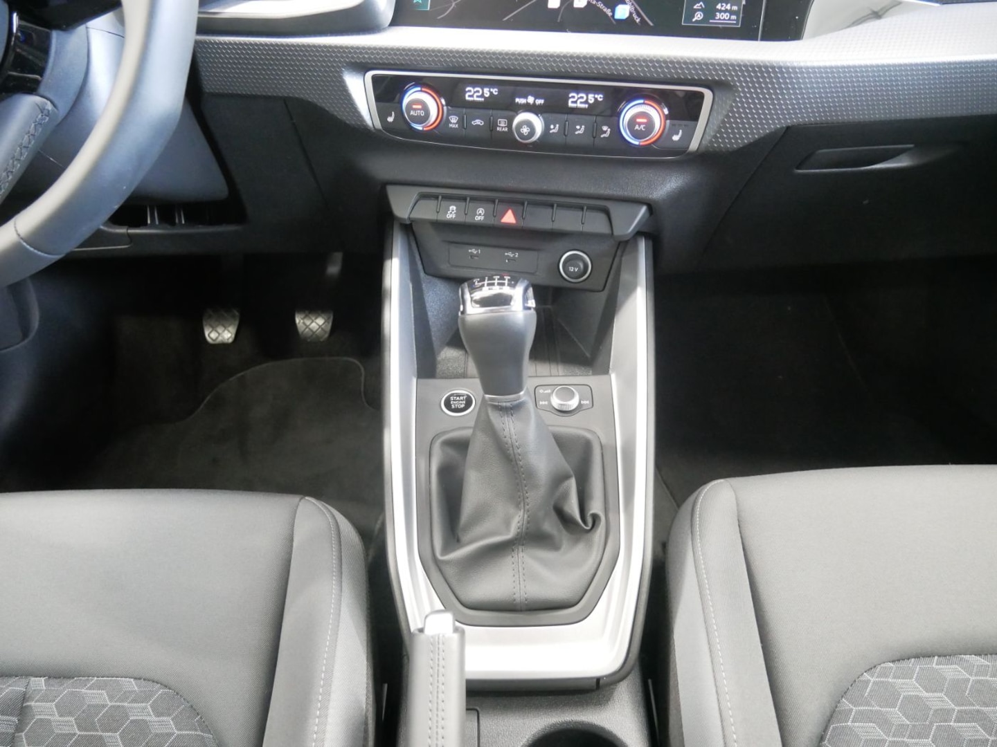 Bild über Audi A1 allstreet 30 TFSI Schaltgetriebe - für weitere Informationen kontaktieren Sie den Audi Partner