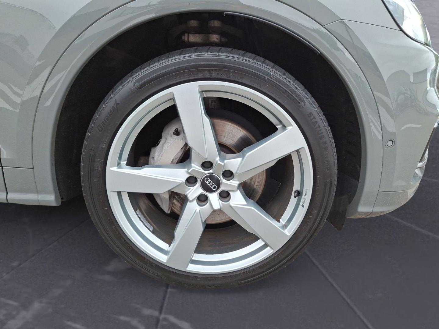 Image about Audi Q5 TFSI e 55 TFSI e quattro S tronic
