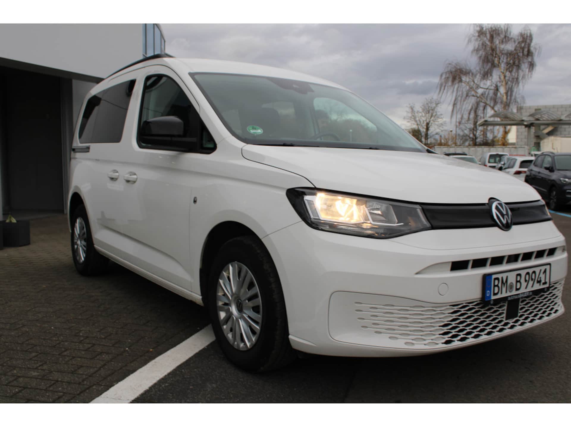 Volkswagen Caddy Basis-Modell