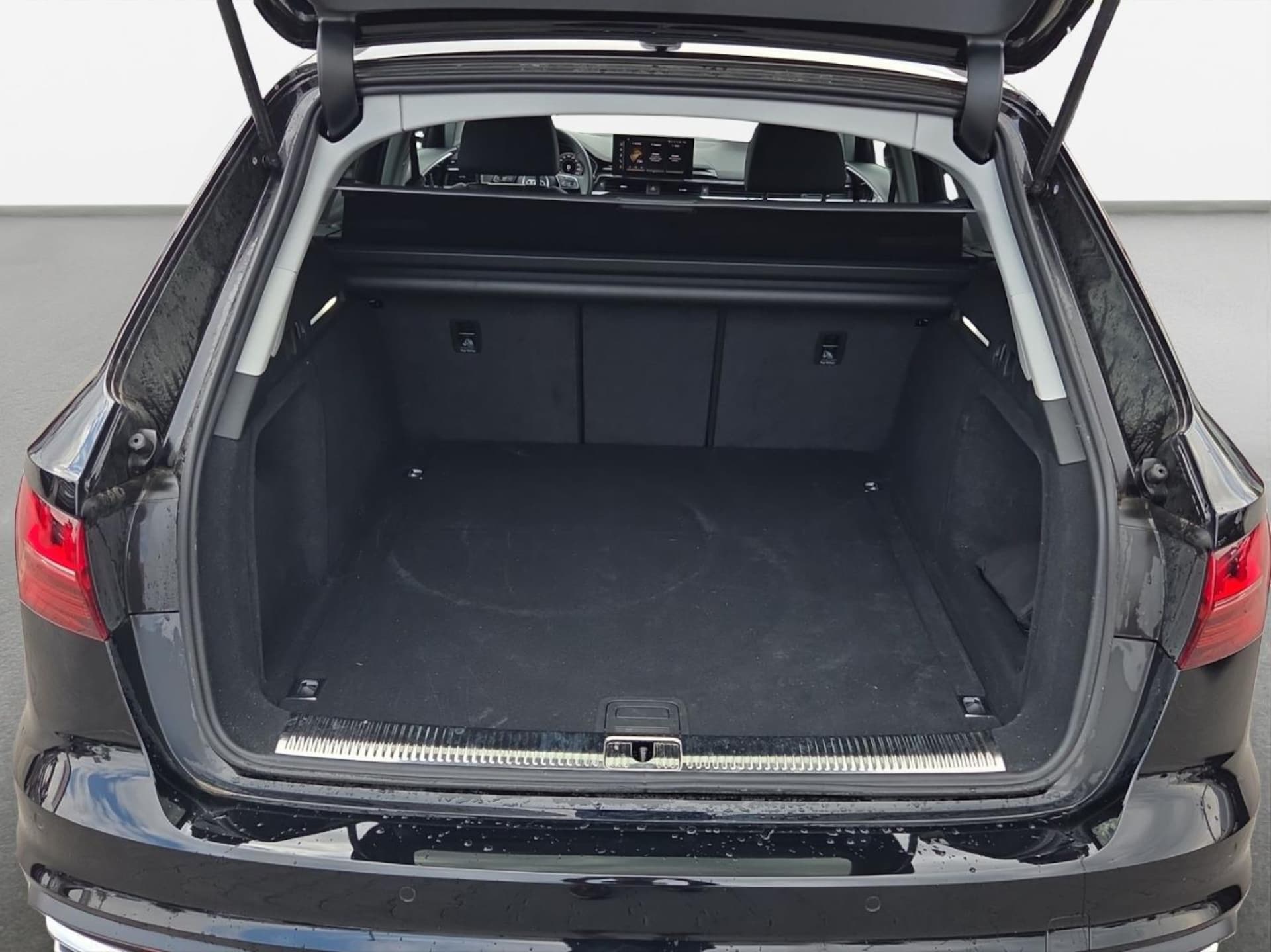 Audi A4 Avant Advanced