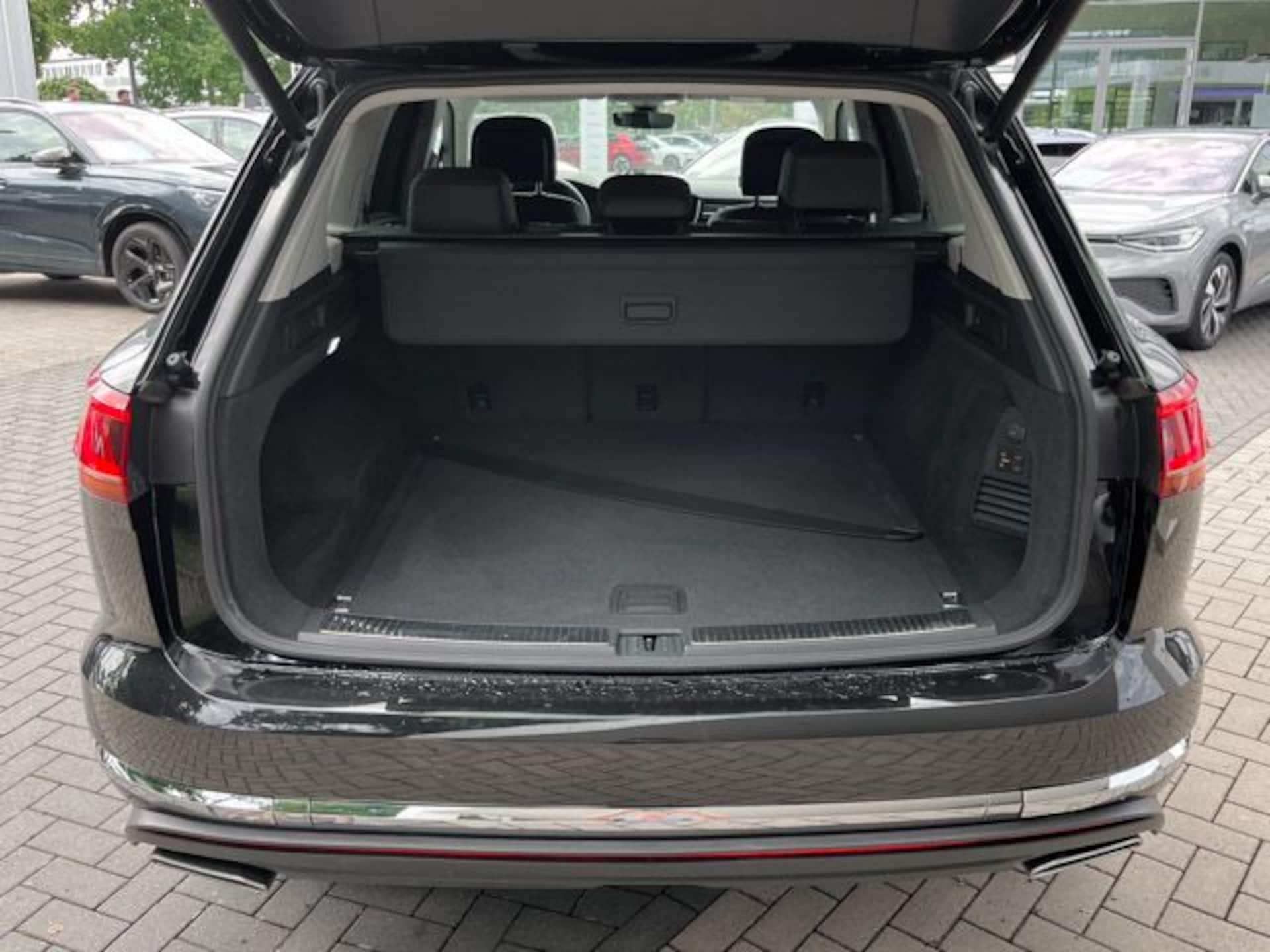 Volkswagen Touareg Elegance