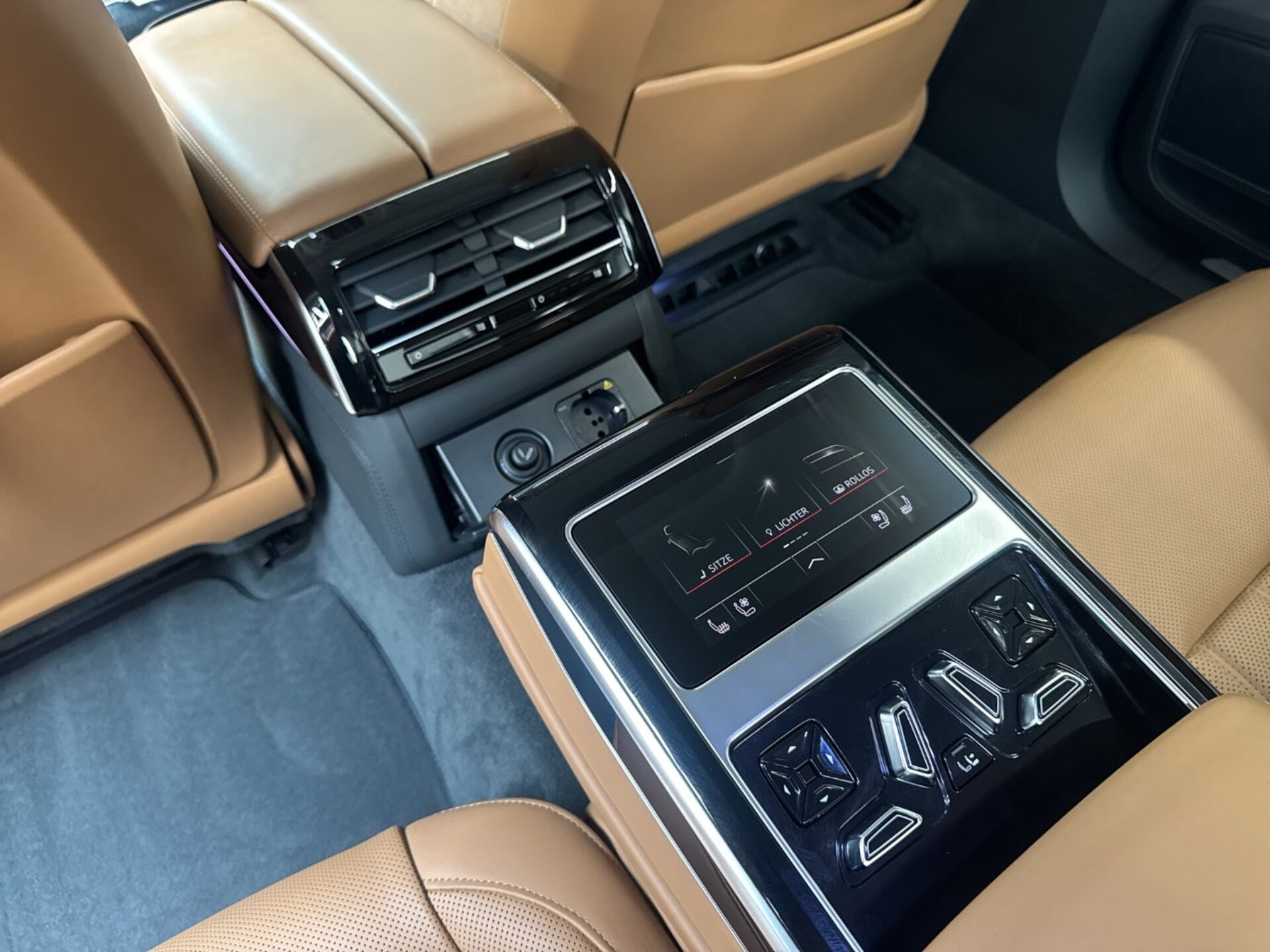 Audi A8 TFSI e