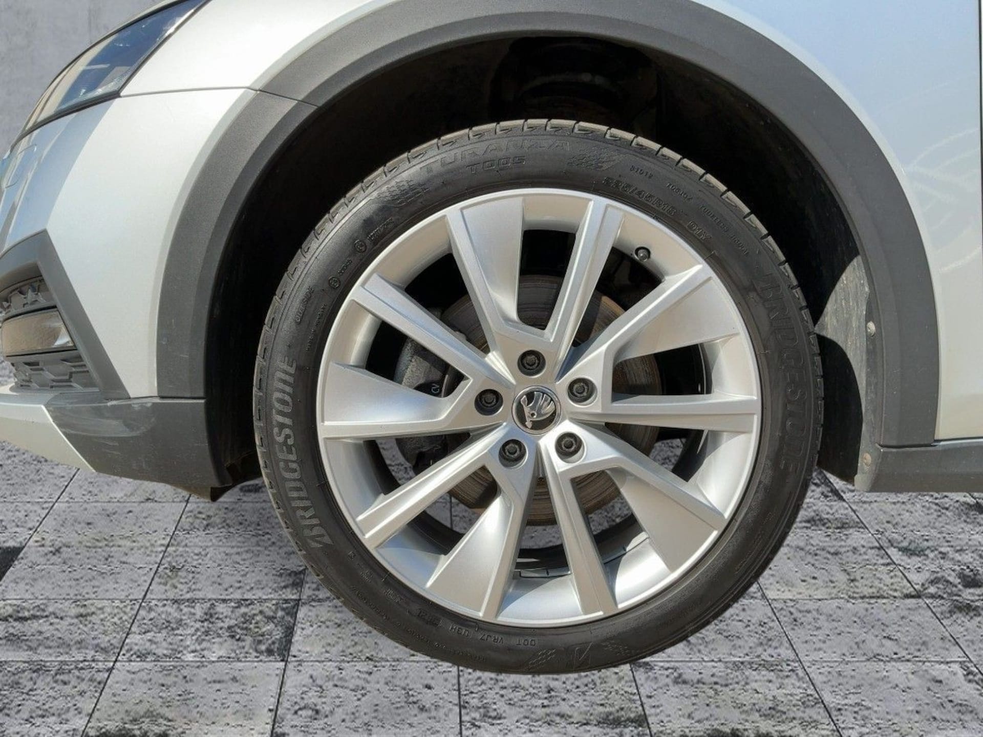 Skoda Octavia Combi SCOUT
