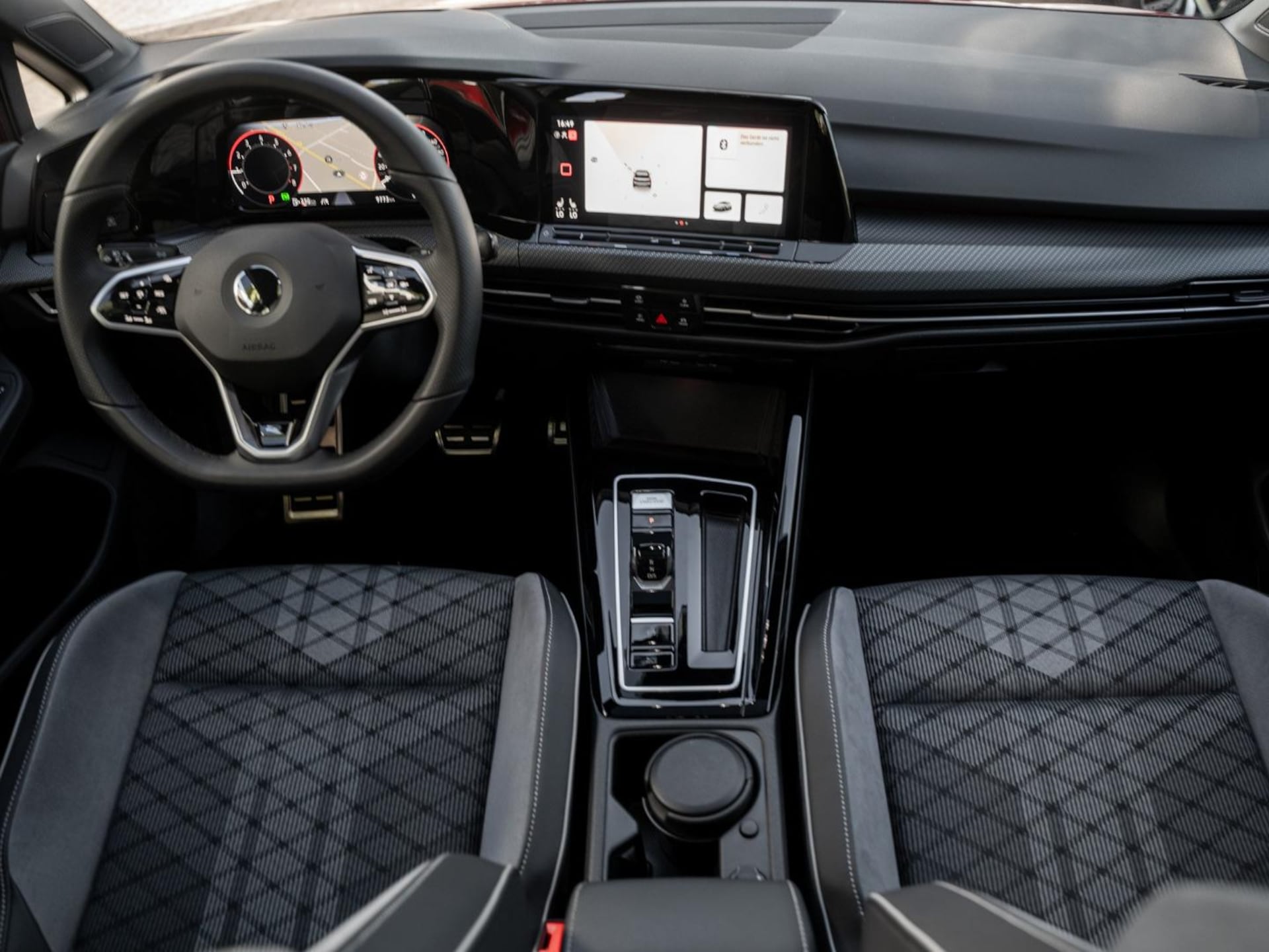 Volkswagen Golf R-Line