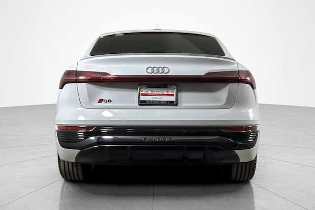 2024 Audi Q8 Sportback e-tron