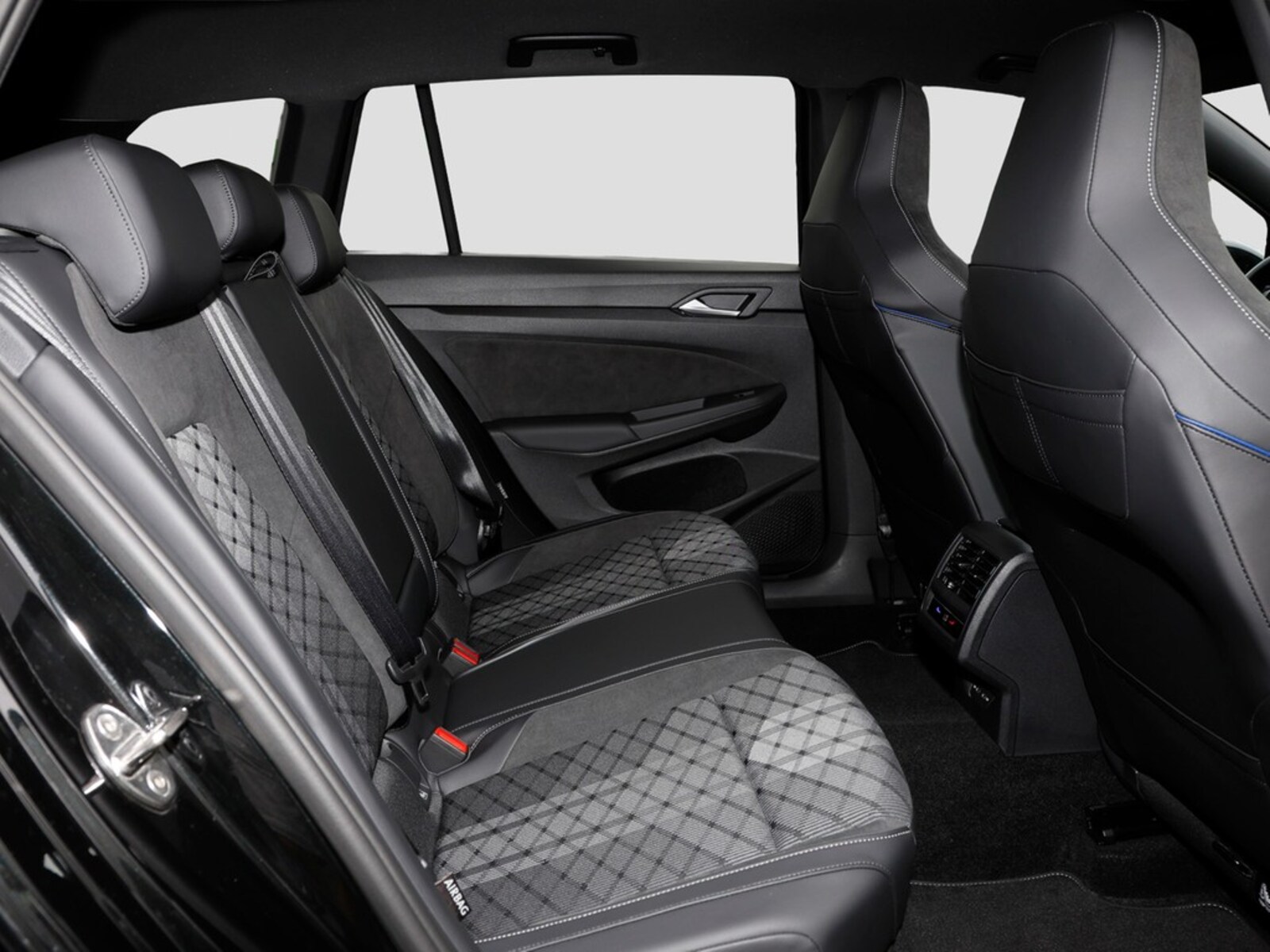 Volkswagen Golf Variant – Bild 11
