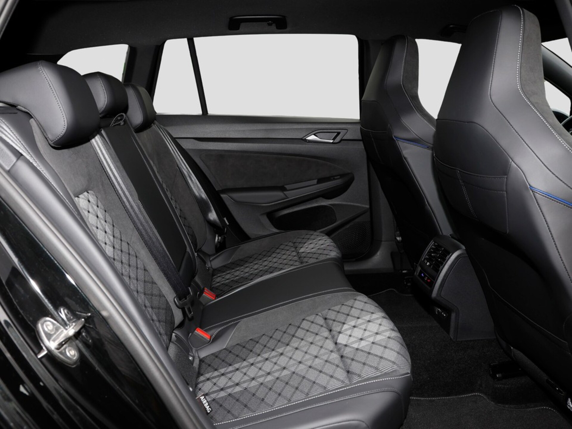 Volkswagen Golf Variant R-Line