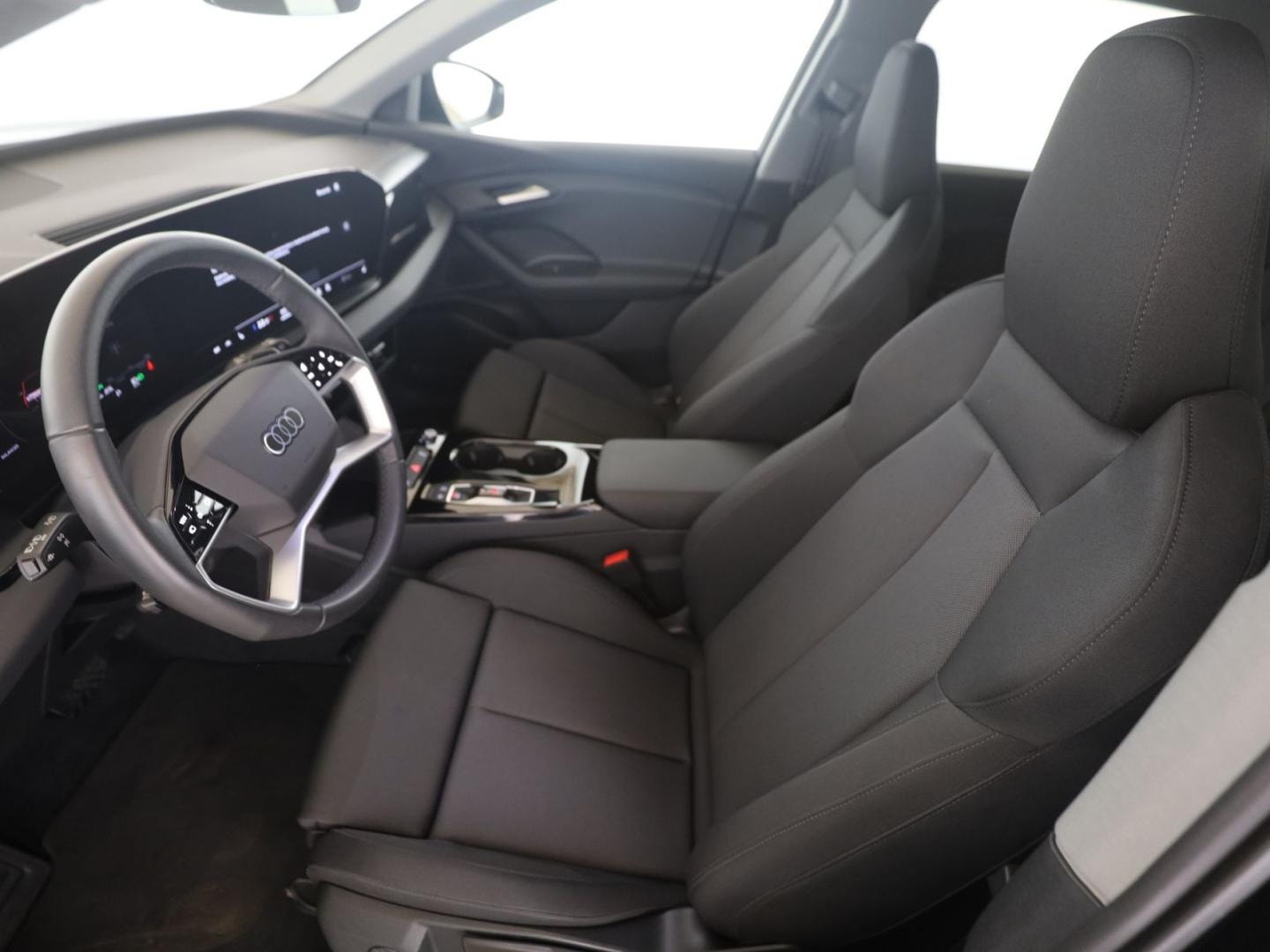 Bild über Audi Q6 SUV e-tron e-tron - für weitere Informationen kontaktieren Sie den Audi Partner