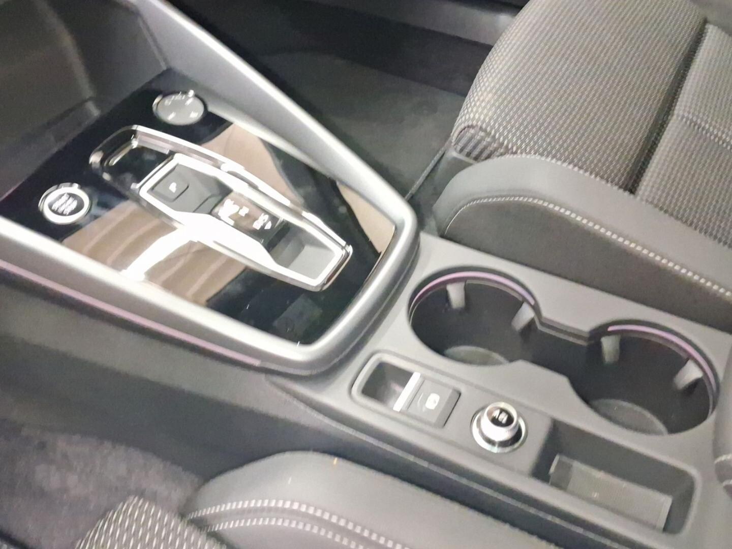 Bild über Audi A3 Sportback TDI S tronic - für weitere Informationen kontaktieren Sie den Audi Partner
