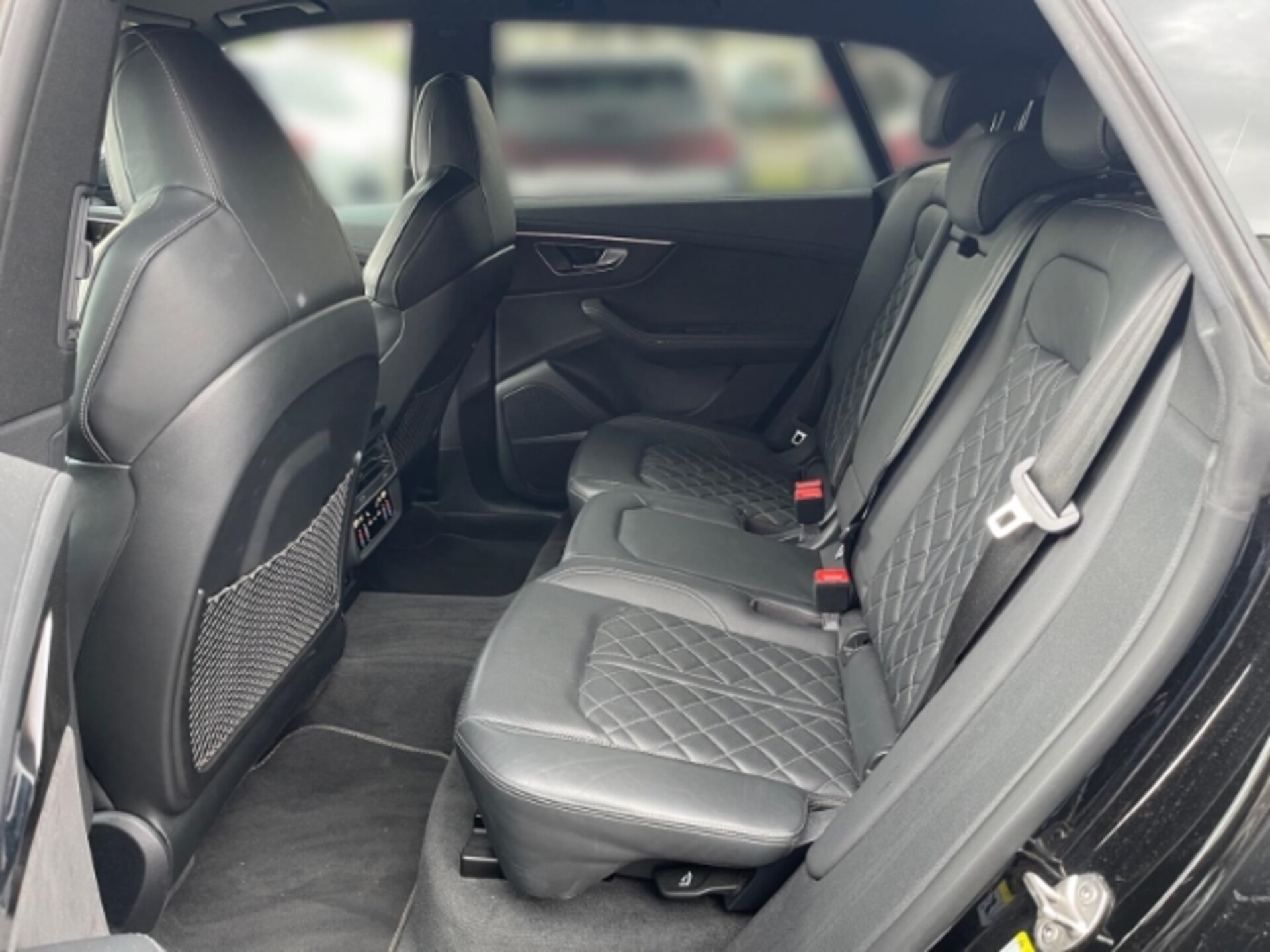 Audi SQ8 SUV