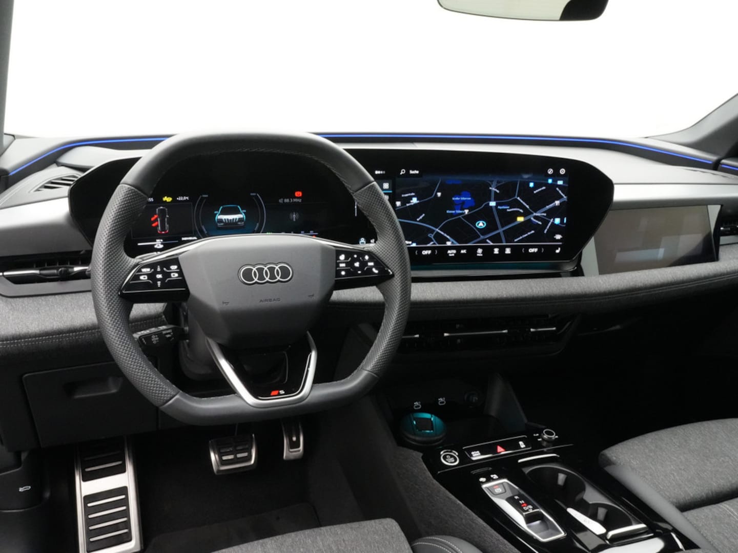 Bild über Audi Q6 SUV e-tron e-tron quattro - für weitere Informationen kontaktieren Sie den Audi Partner