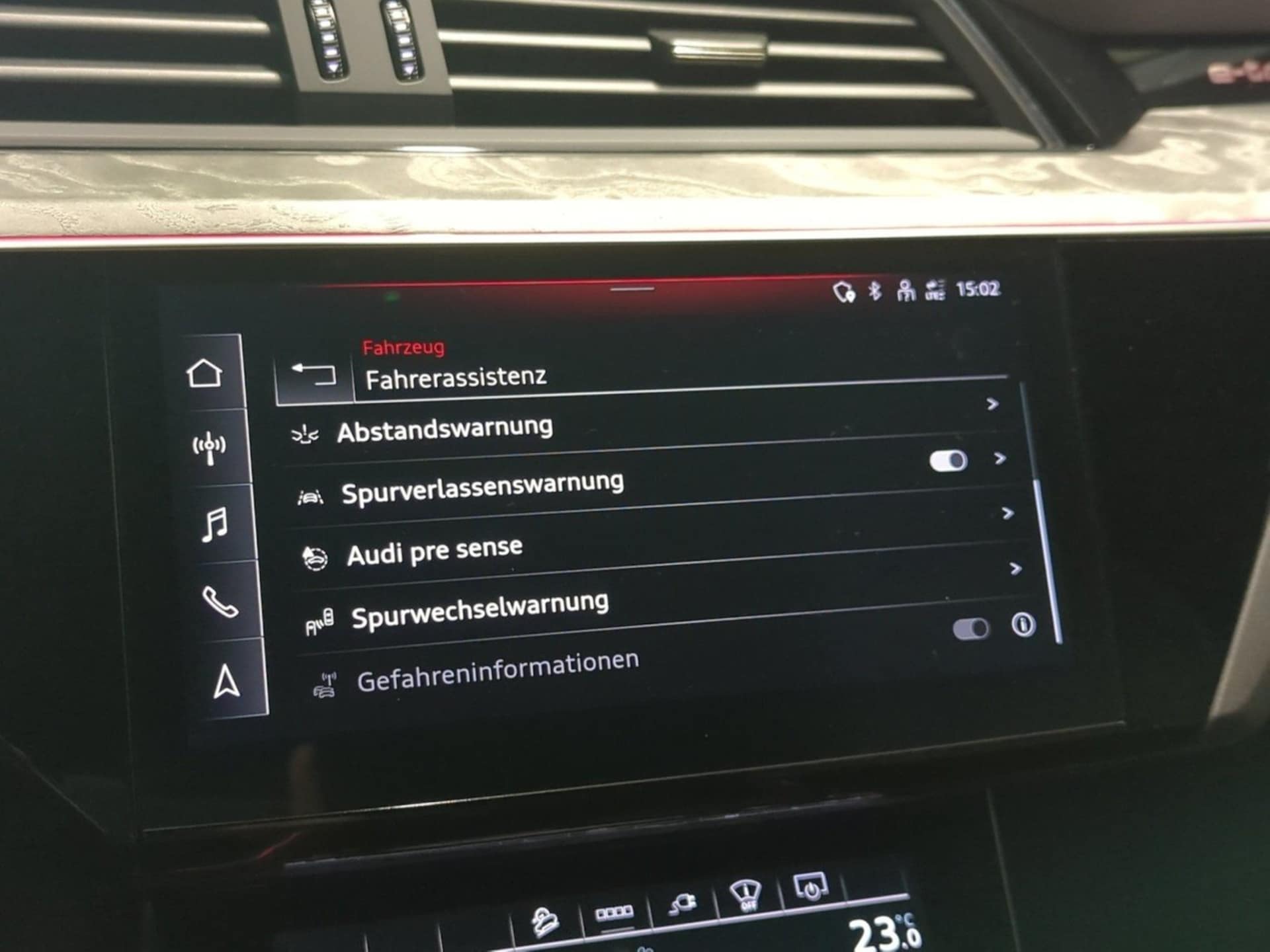 Audi e-tron S line