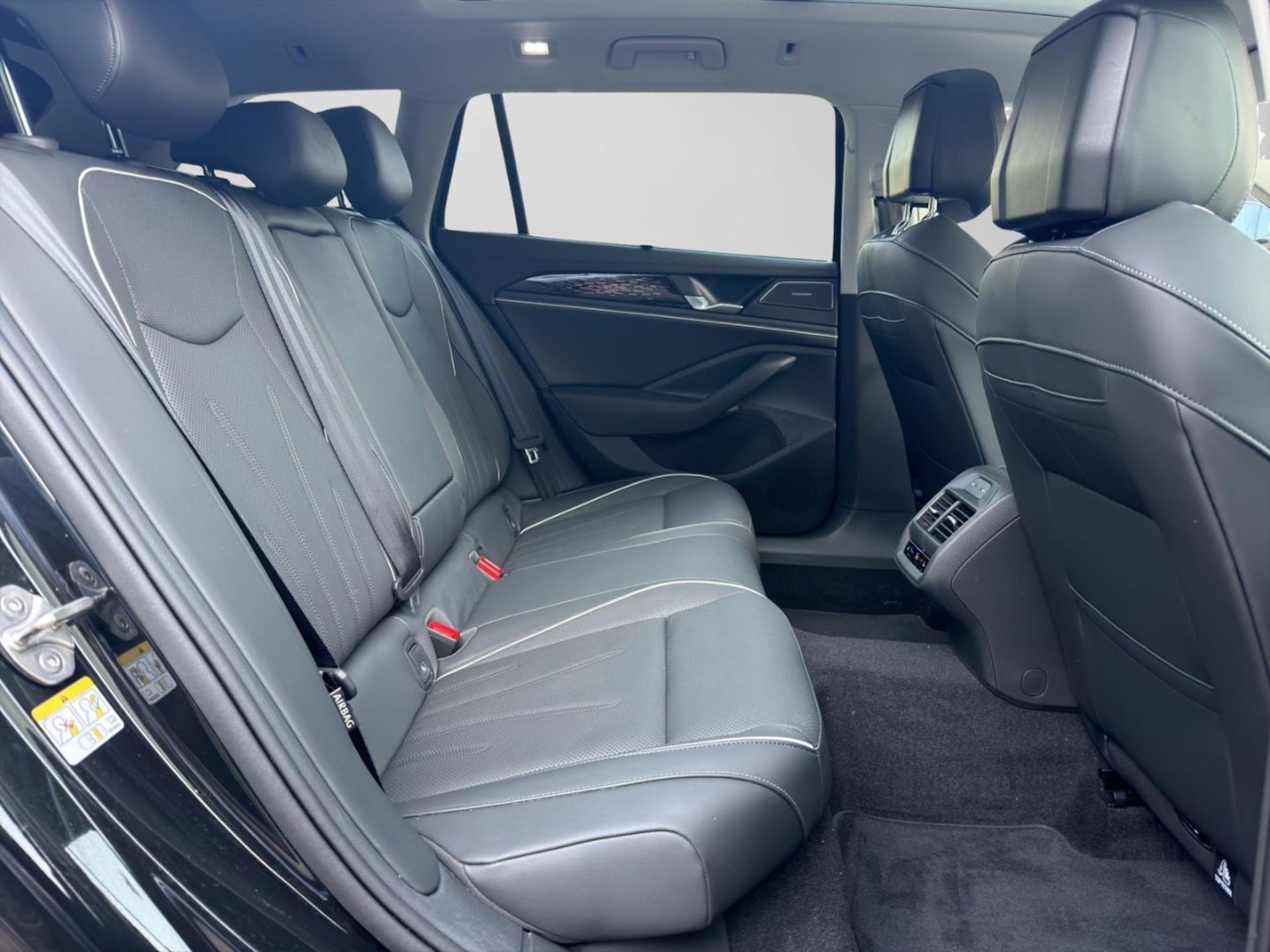 Volkswagen Passat Elegance