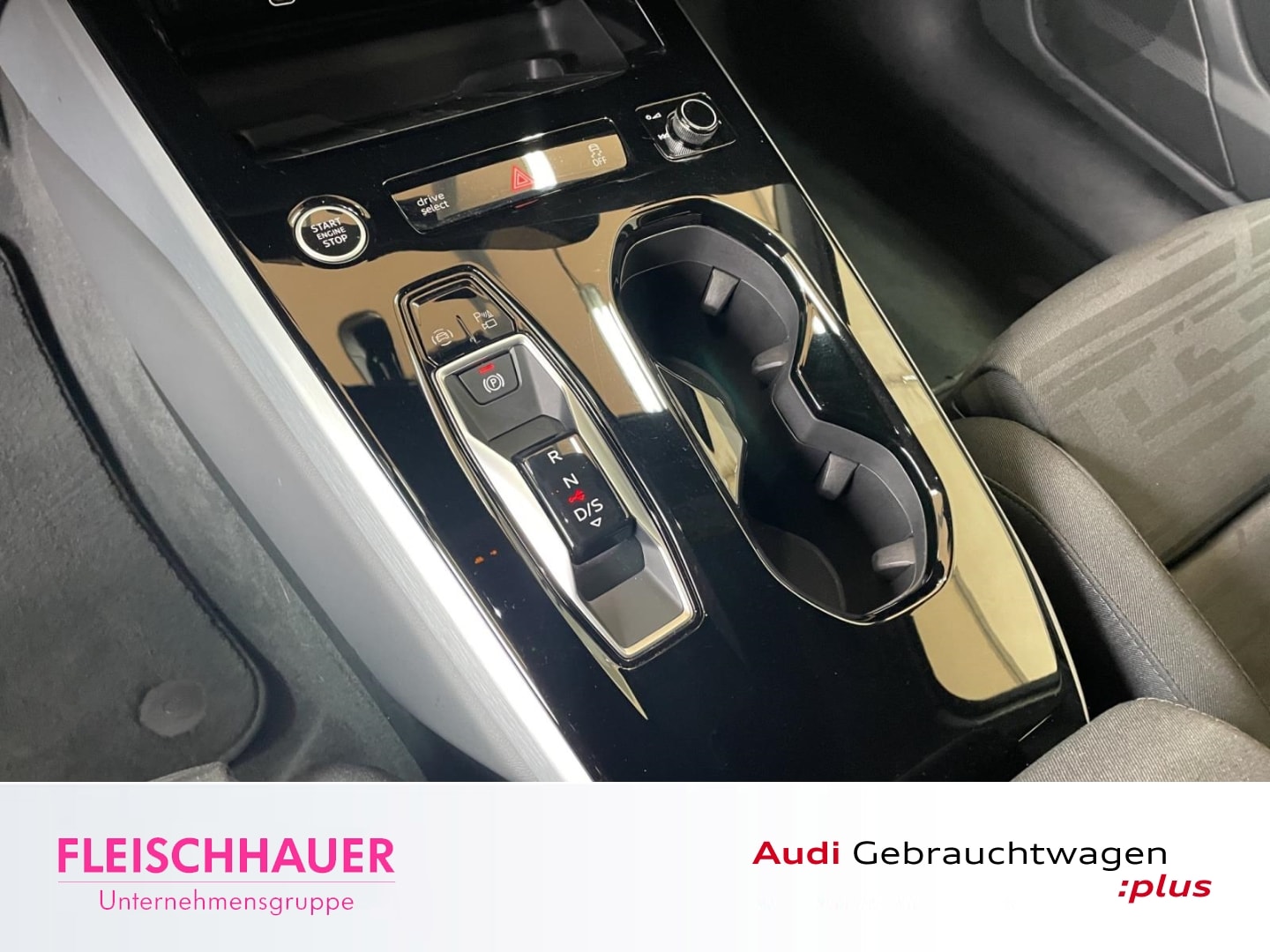 Bild über Audi A6 Limousine TDI 150 kW S tronic - für weitere Informationen kontaktieren Sie den Audi Partner