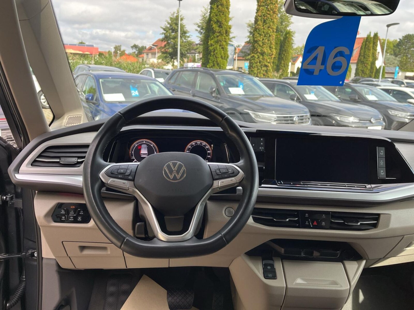 Volkswagen Multivan Langversion – Bild 10