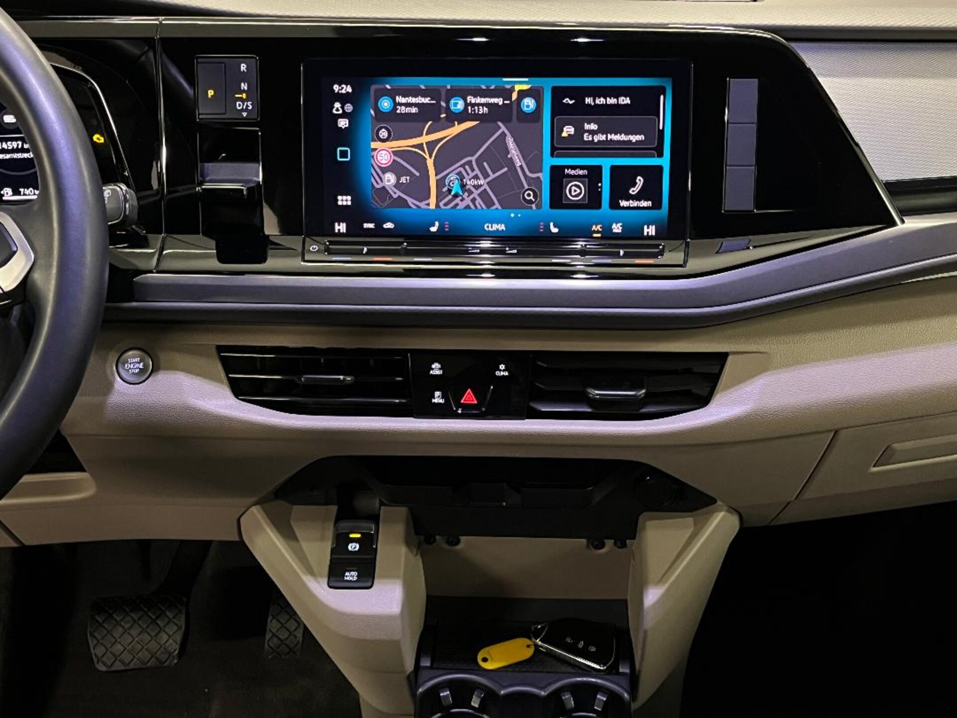 Volkswagen Multivan Basis-Modell