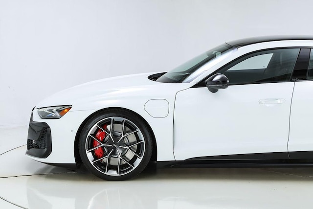 2026 Audi RS e-tron GT Performance Base - Photo 6