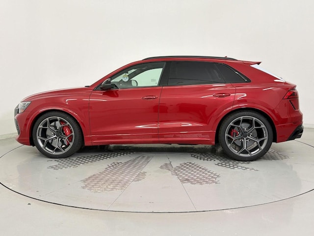 2026 Audi RS Q8 SUV performance