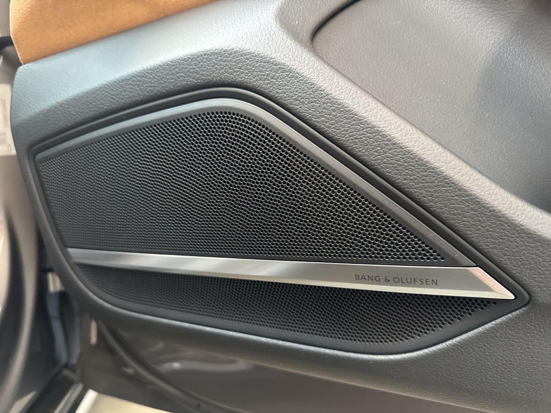Audi A8 TFSI e