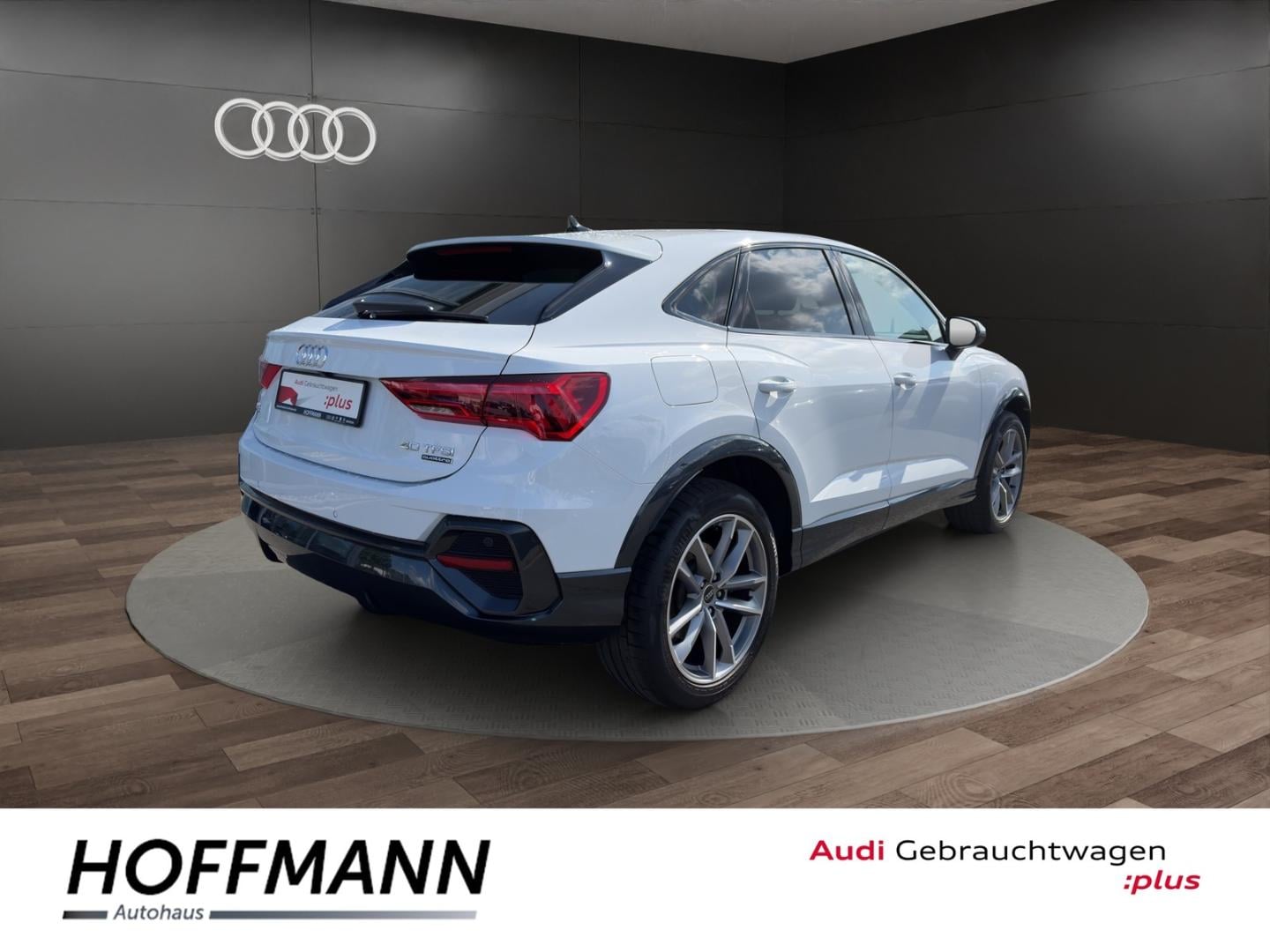 Bild über Audi Q3 Sportback 40 TFSI quattro S tronic - für weitere Informationen kontaktieren Sie den Audi Partner