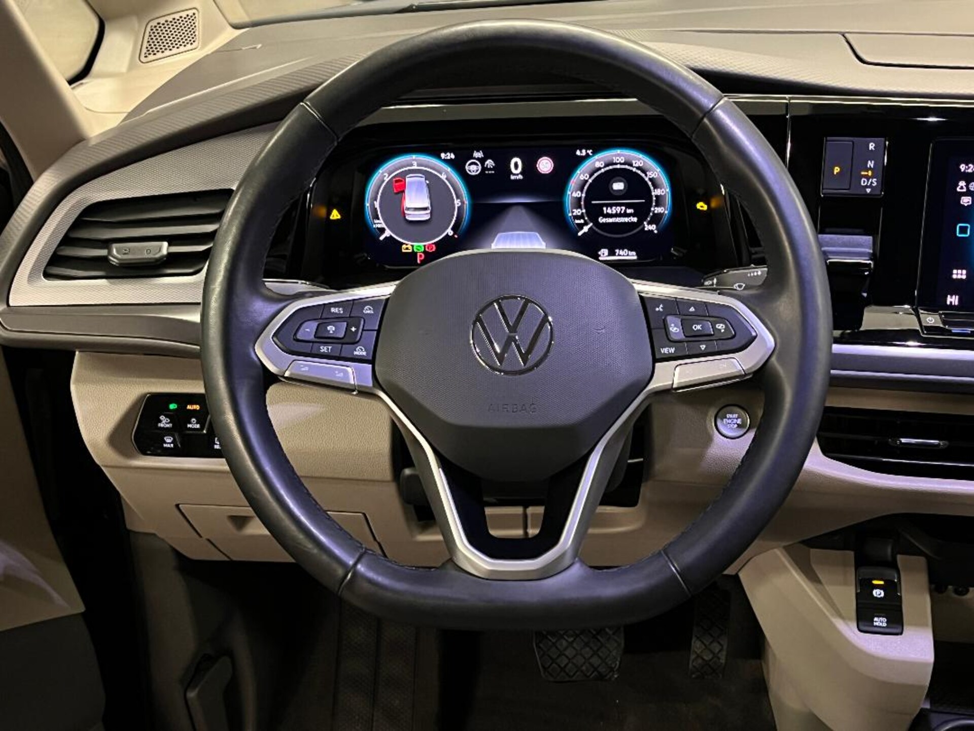Volkswagen Multivan Basis-Modell