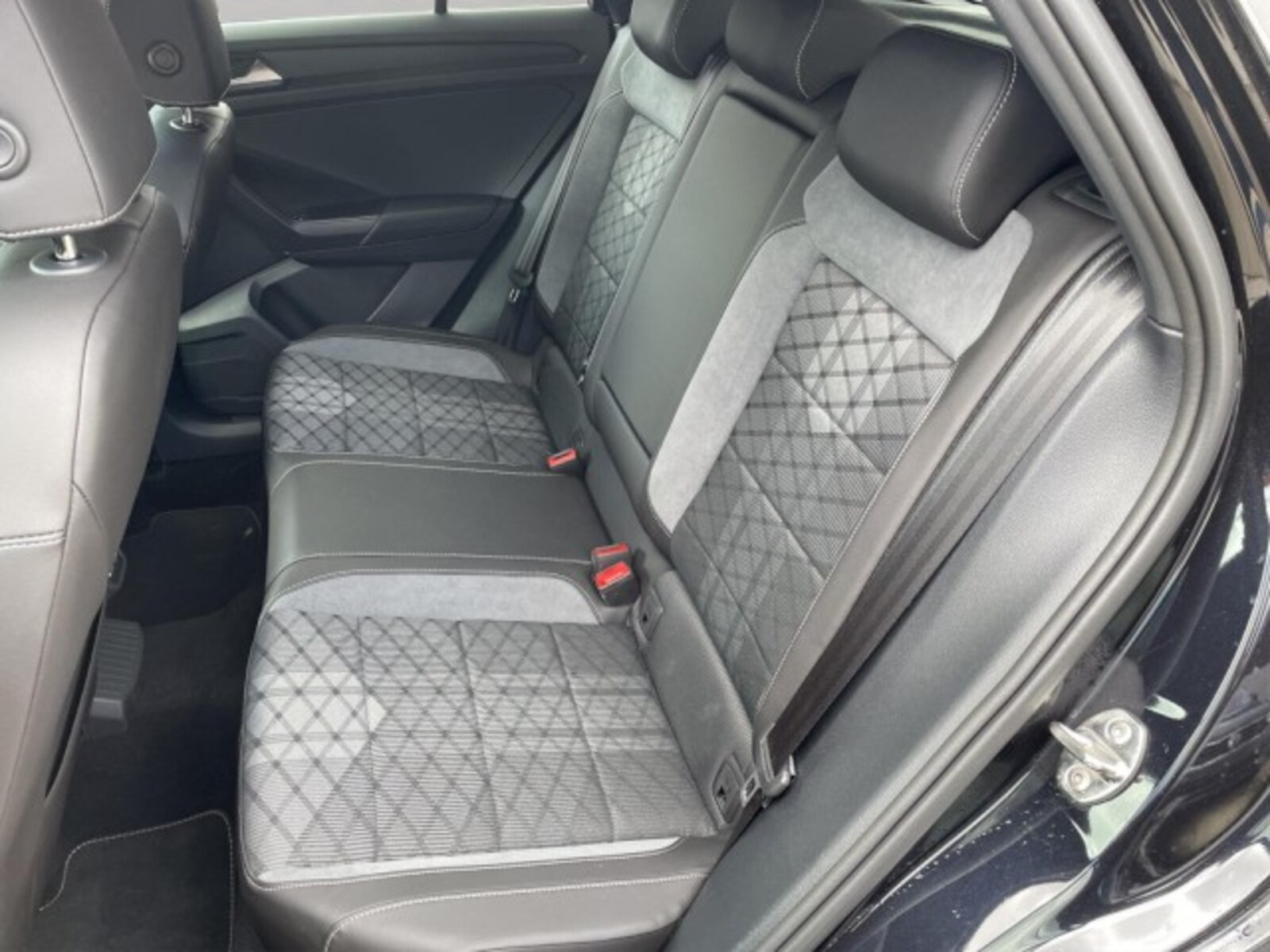 Volkswagen T-Roc – Bild 13