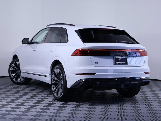 2026 Audi Q8