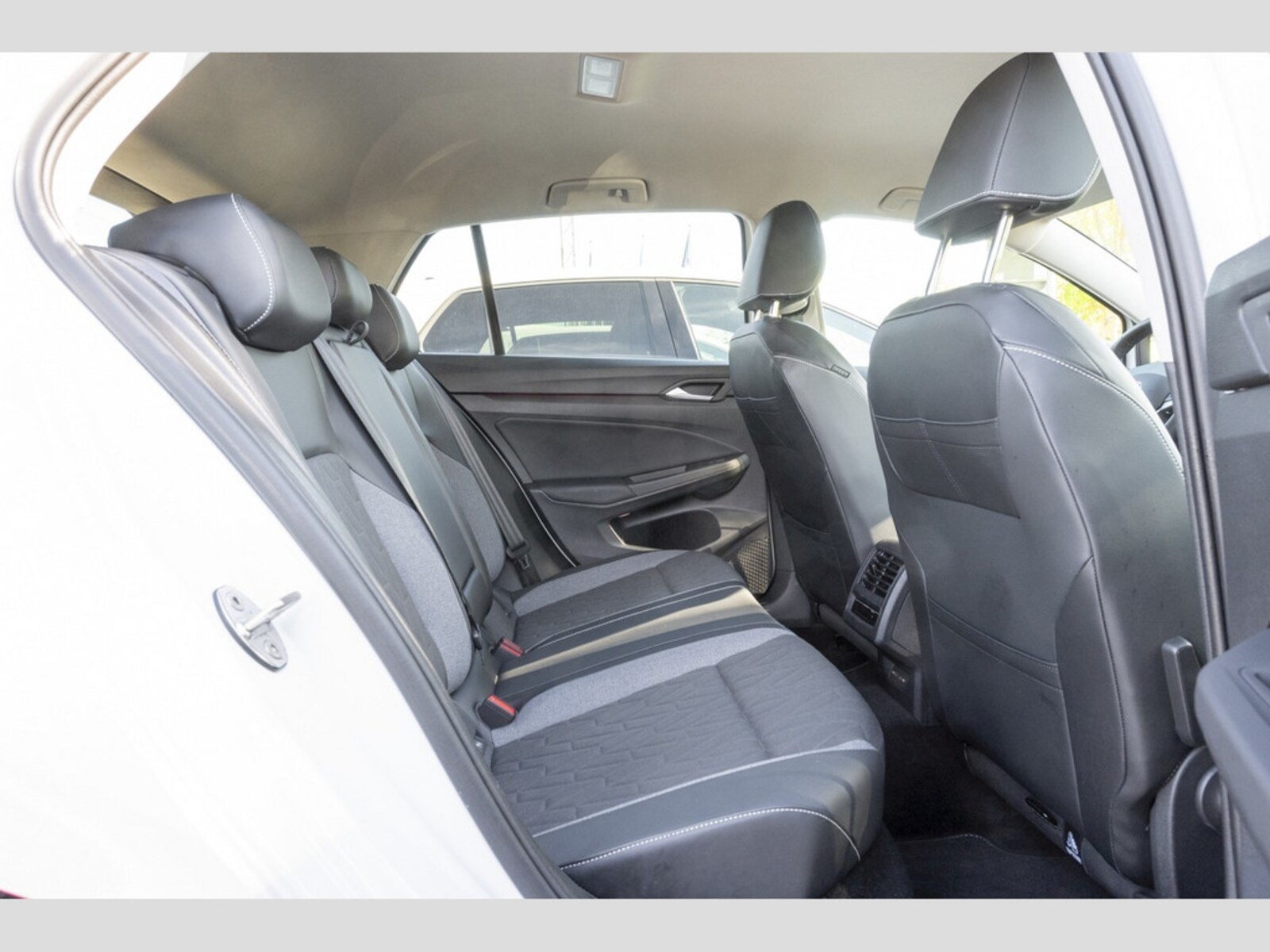 Volkswagen Golf – Bild 11