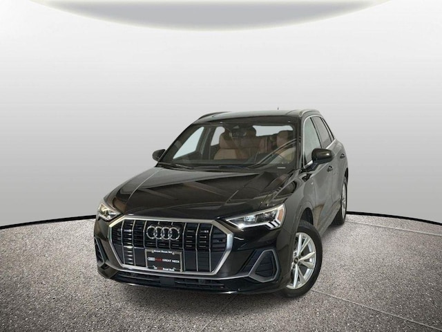 Photo of 2023 Audi Q3 SUV 