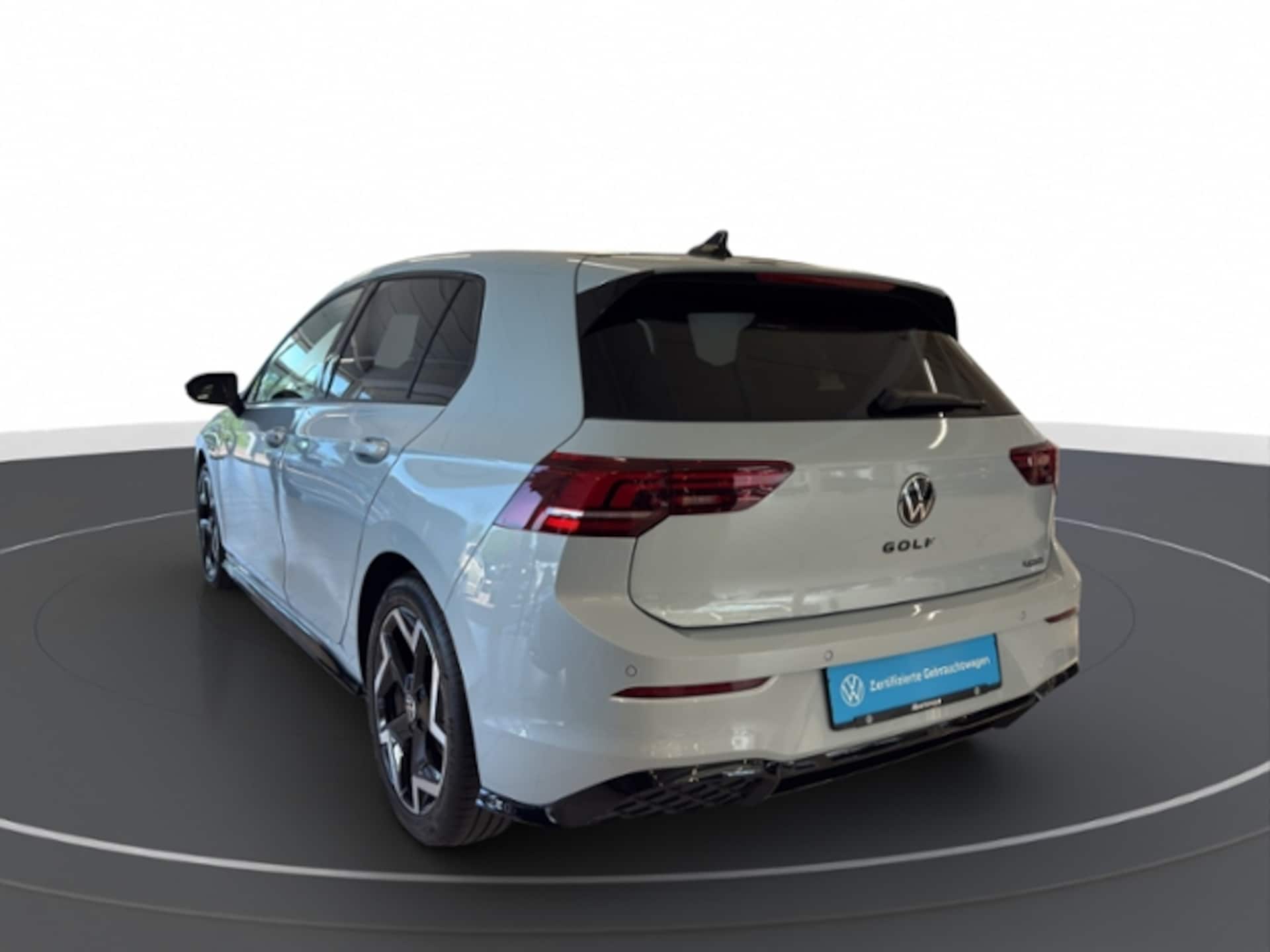 Volkswagen Golf R-Line