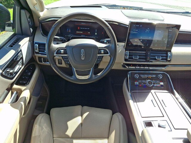 2024 Lincoln Navigator