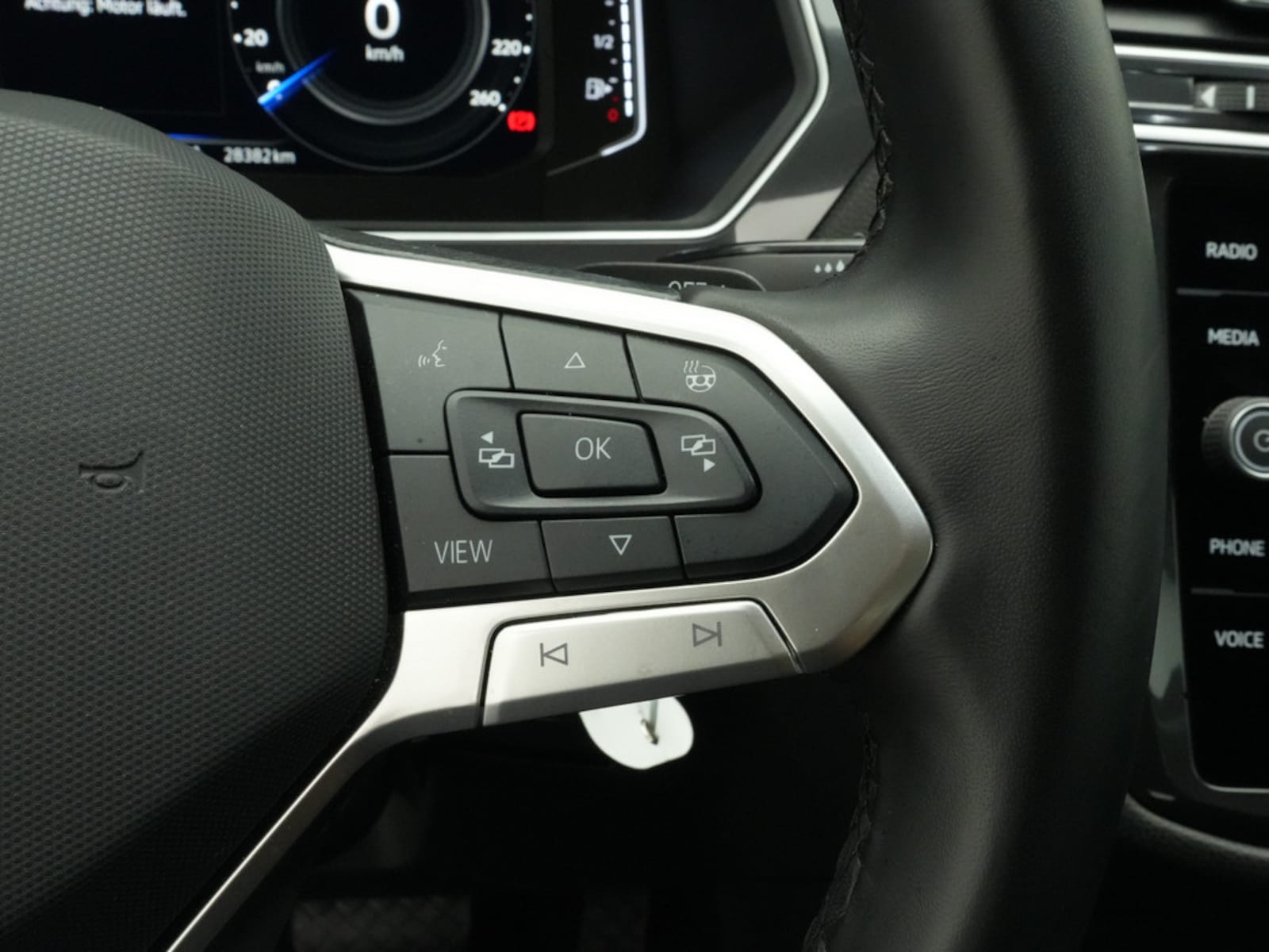 Volkswagen Tiguan Allspace – Bild 12