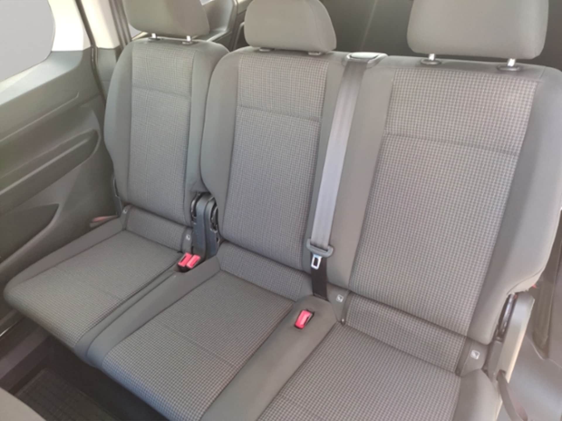 Volkswagen Caddy Maxi Kombi Basis-Modell