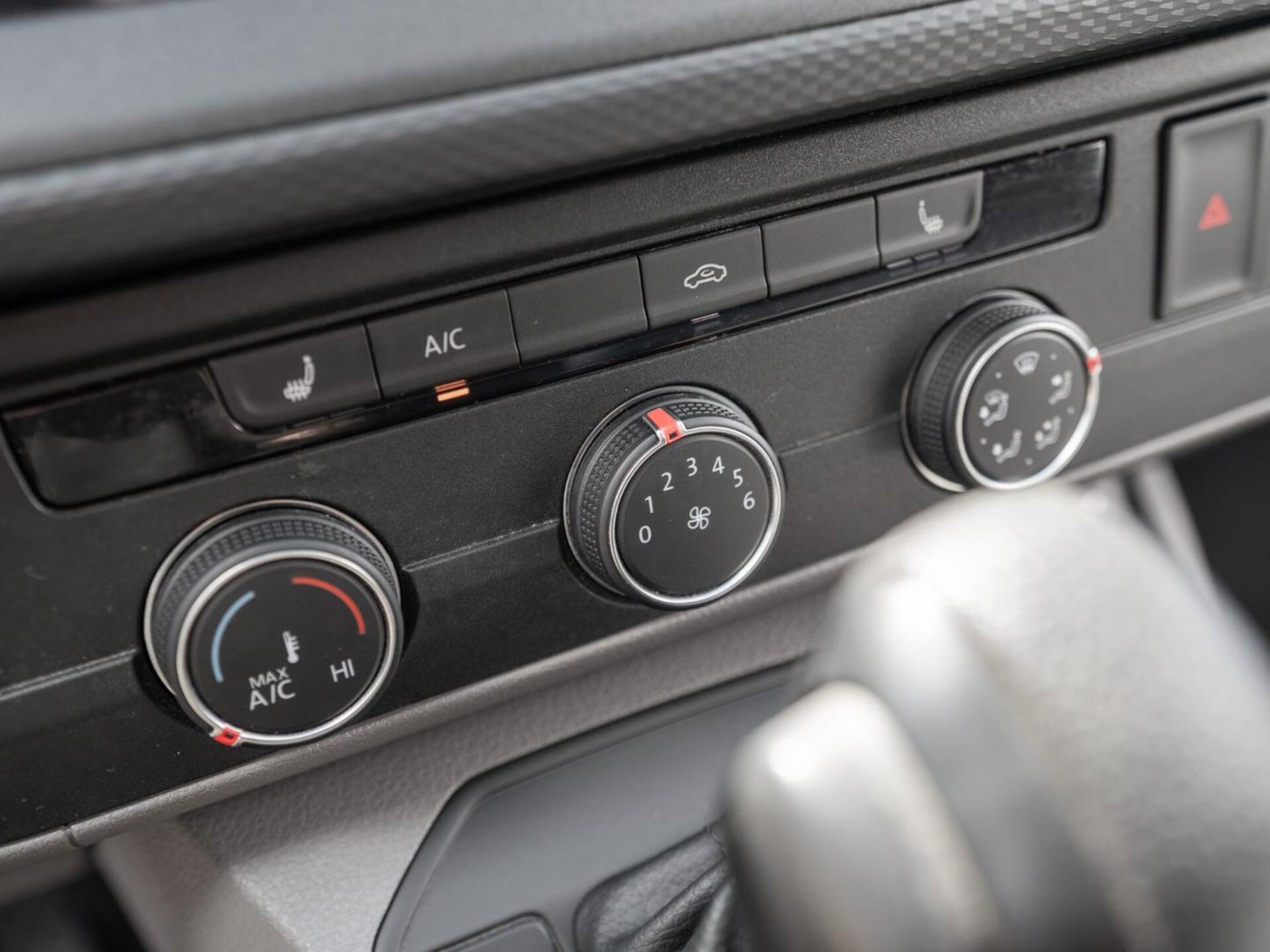 Volkswagen T6.1 Transporter Kasten langer Radstand
