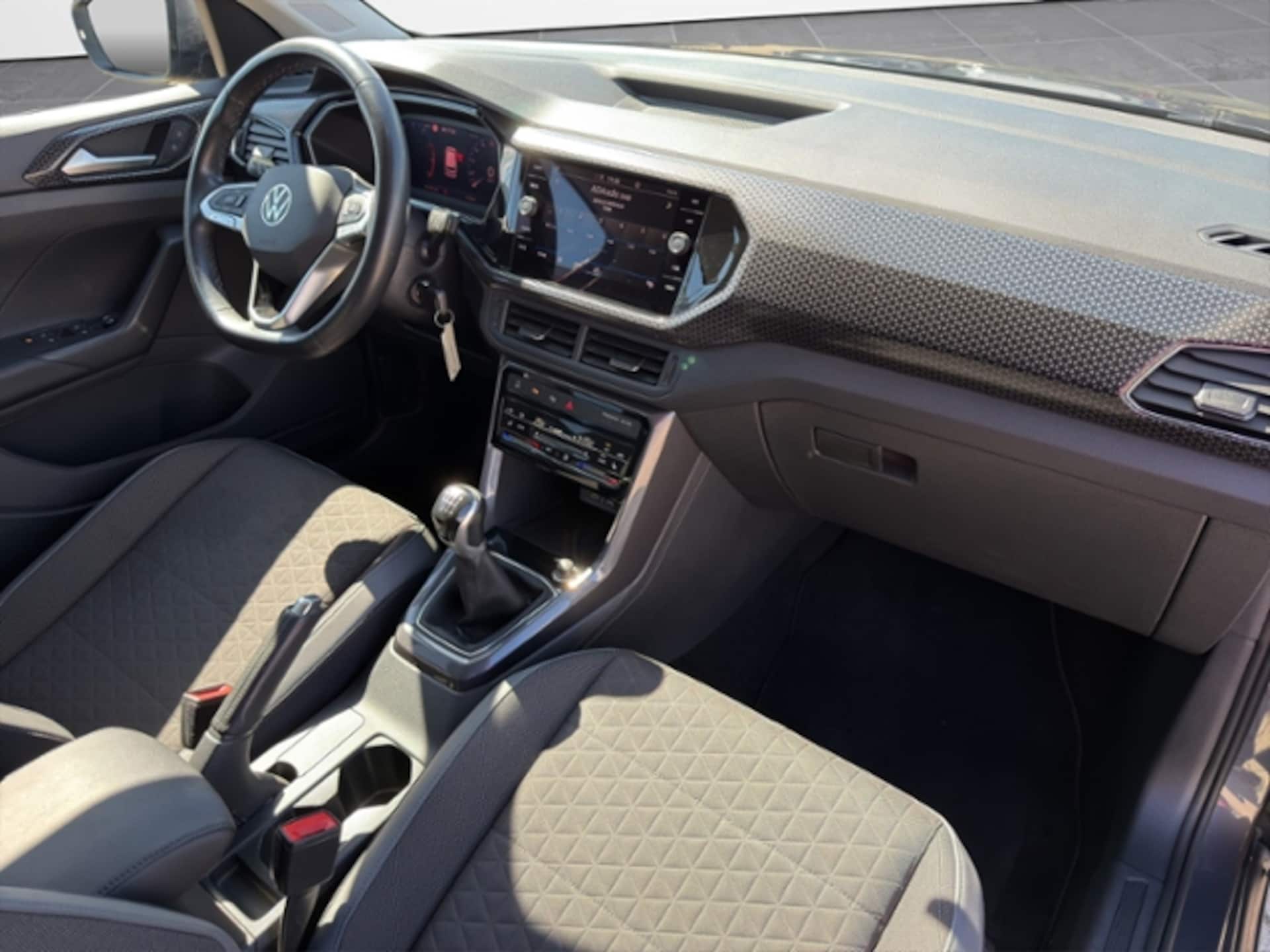 Volkswagen T-Cross Style