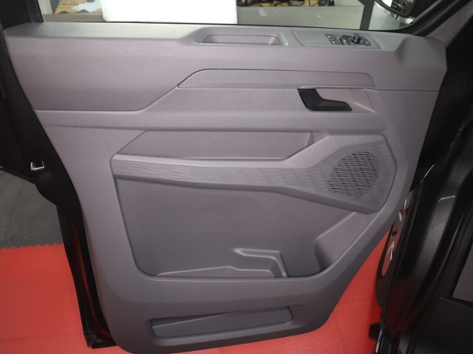 Volkswagen Caravelle – Bild 13