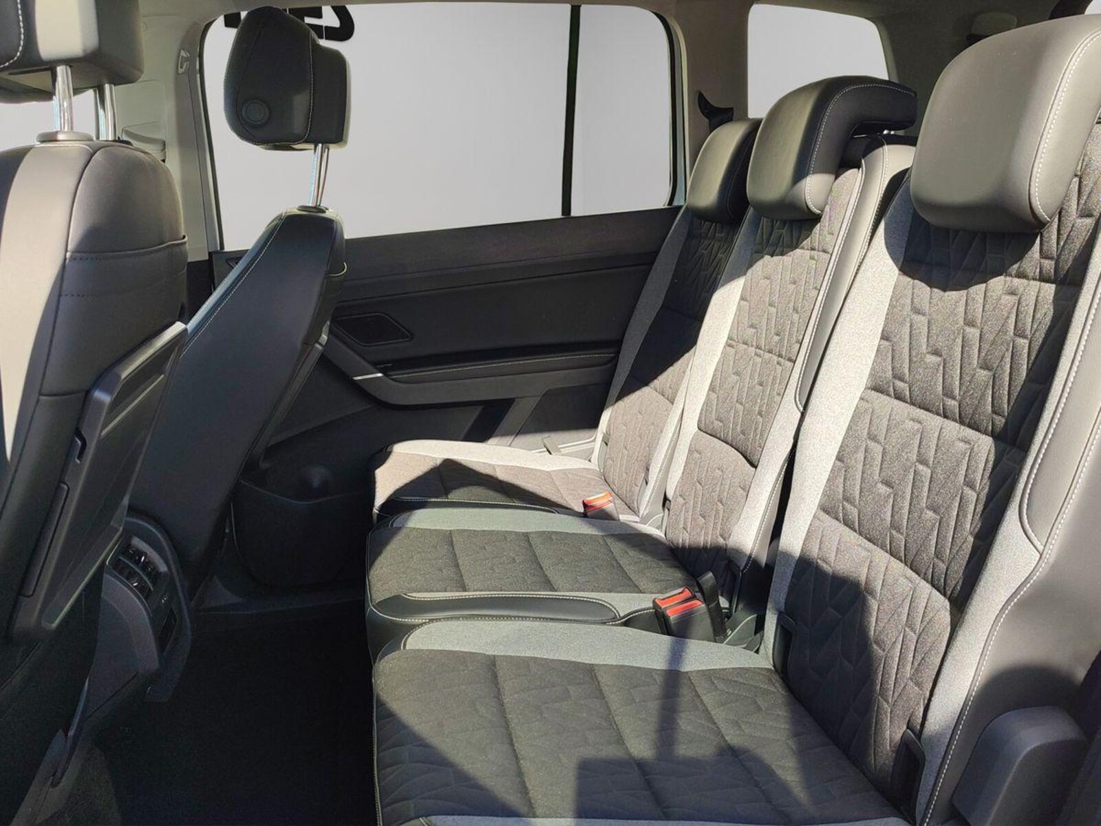 Volkswagen Touran – Bild 13